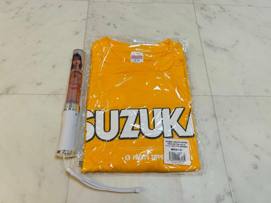 FRUITS ZIPPER 鎮西寿々歌　推しT 推しペンライト