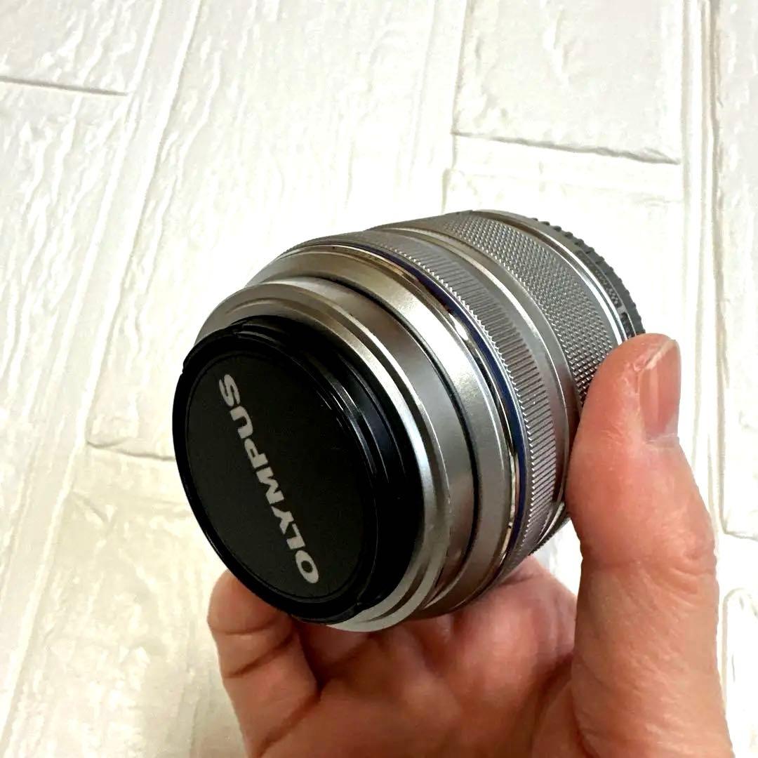 【レンズ３本・カメラはサービス】匿名送料無料　オリンパスPEN EP3