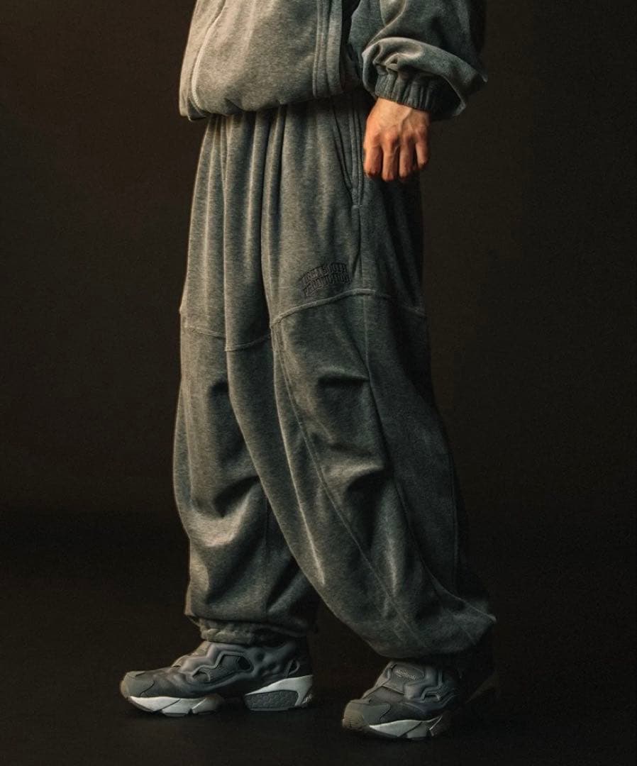 TIGHTBOOTHベロアバルーンパンツVELOUR BALLOON PANTS