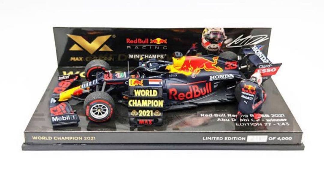 Red Bull Racing F1 限定版フィギュア