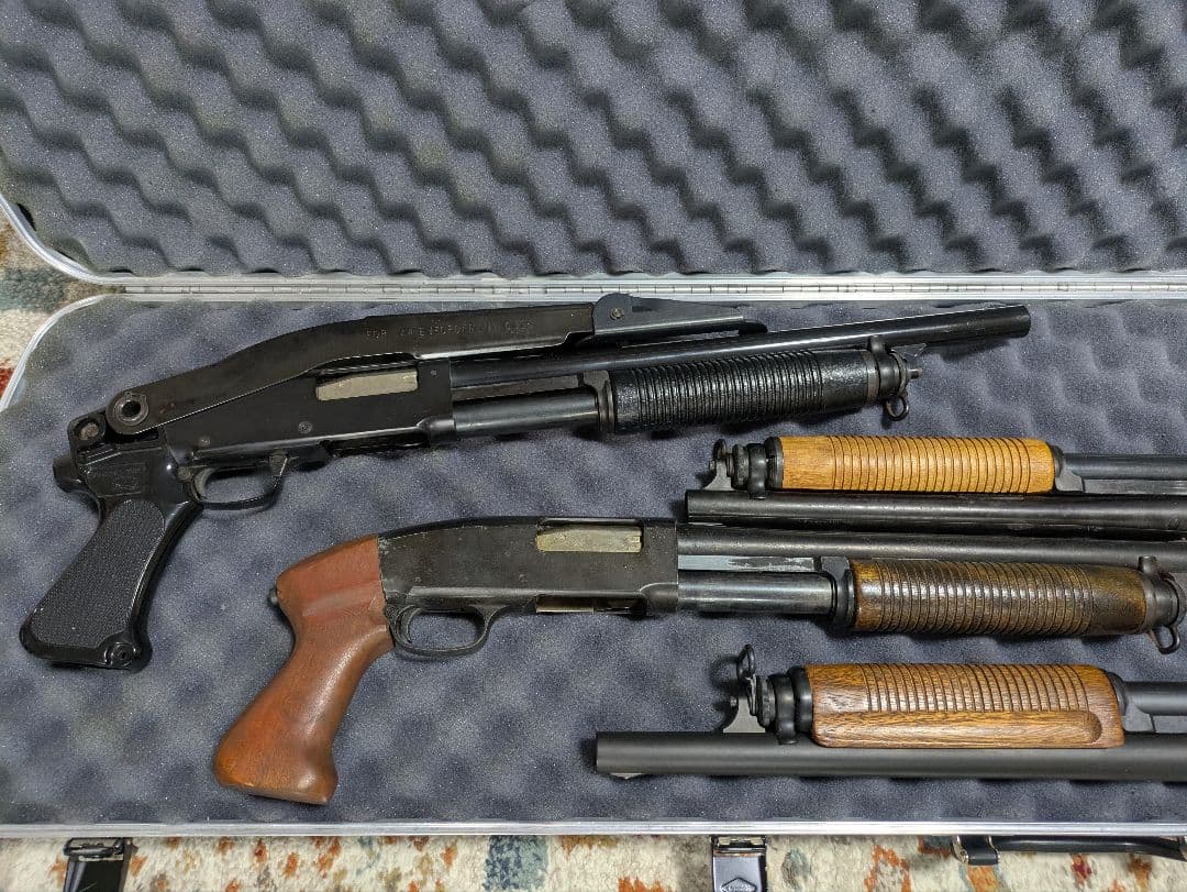 実銃ライフルケース 　MGC　M 31ショットガン4丁収納可能