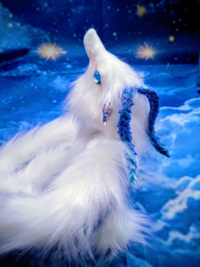 双尾天龍　アートドール　ハンドメイドぬいぐるみ　龍　幻獣　ドラゴン蓄光琉球ガラス