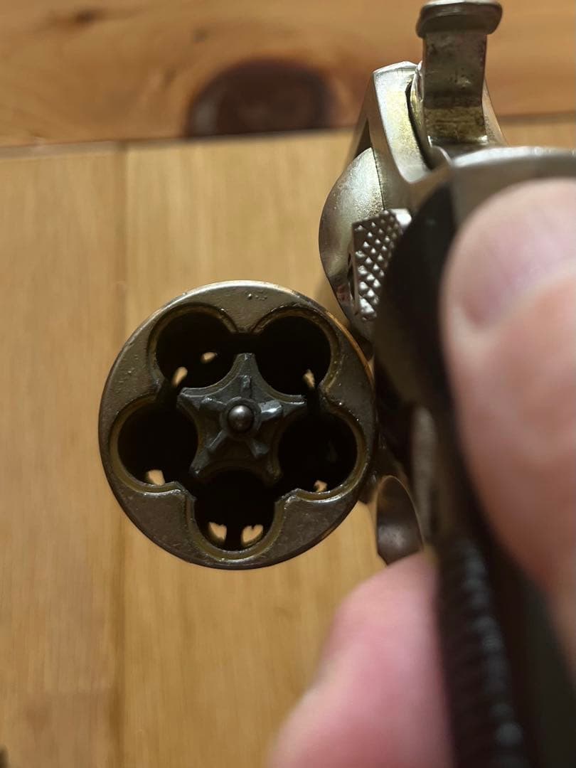 国際産業　金属製リボルバー カートリッジ5個付き　未発火