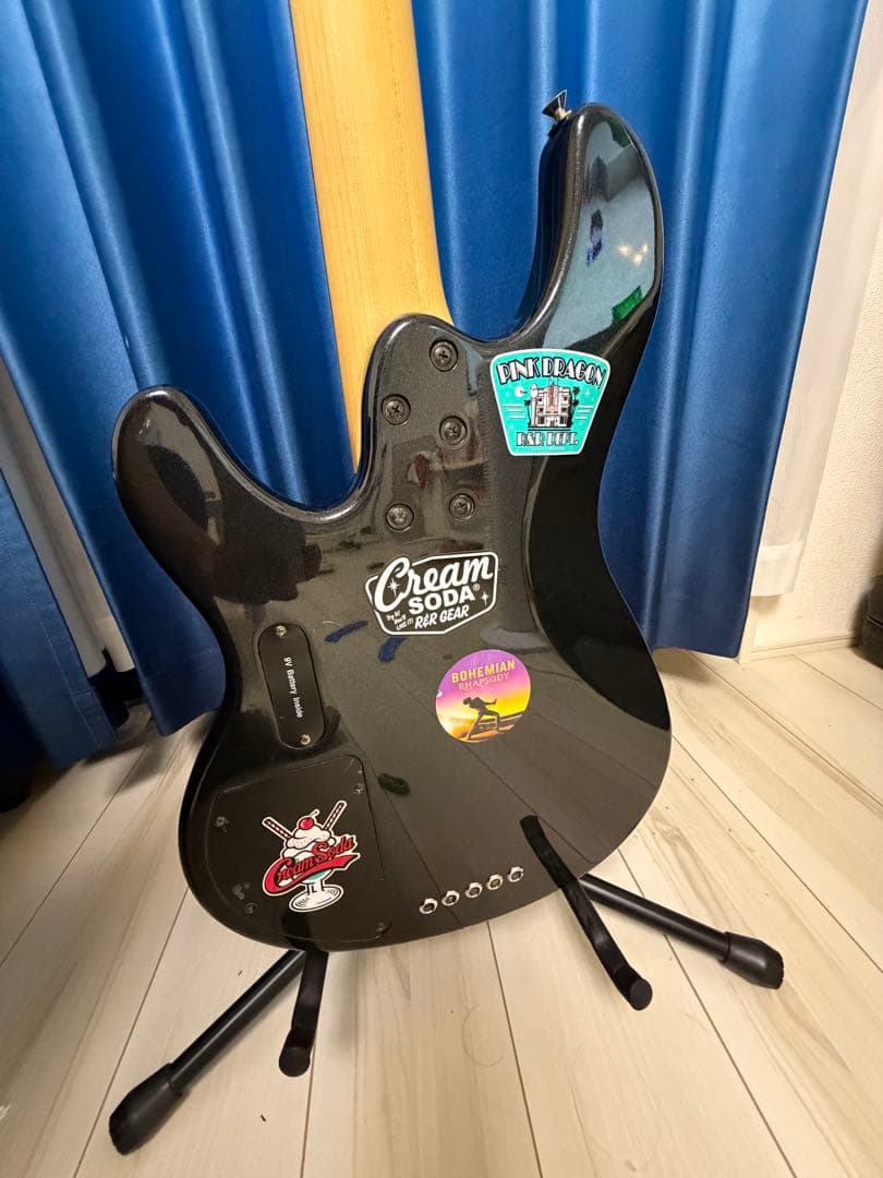 Ibanez ATK305 5弦