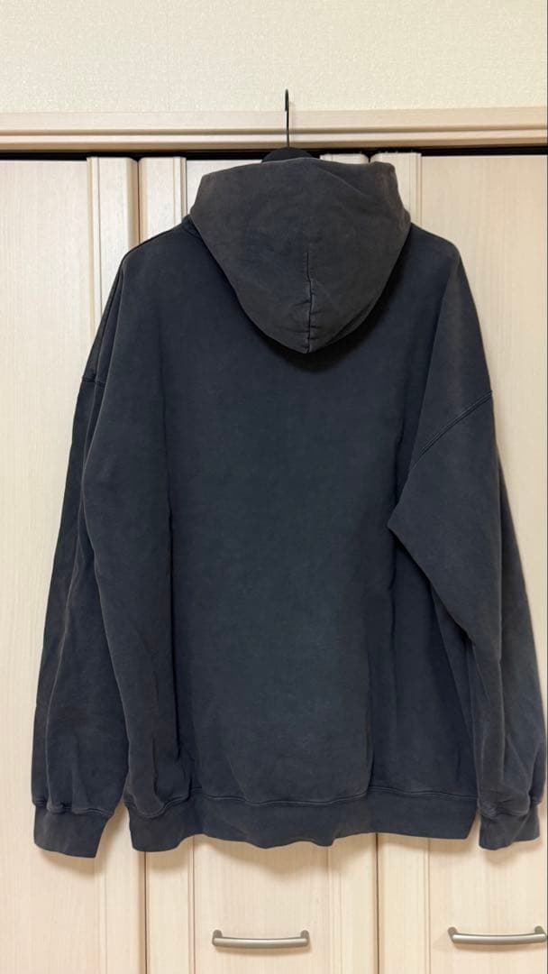 トップス BALENCIAGA Logo Embroidery Hoodie