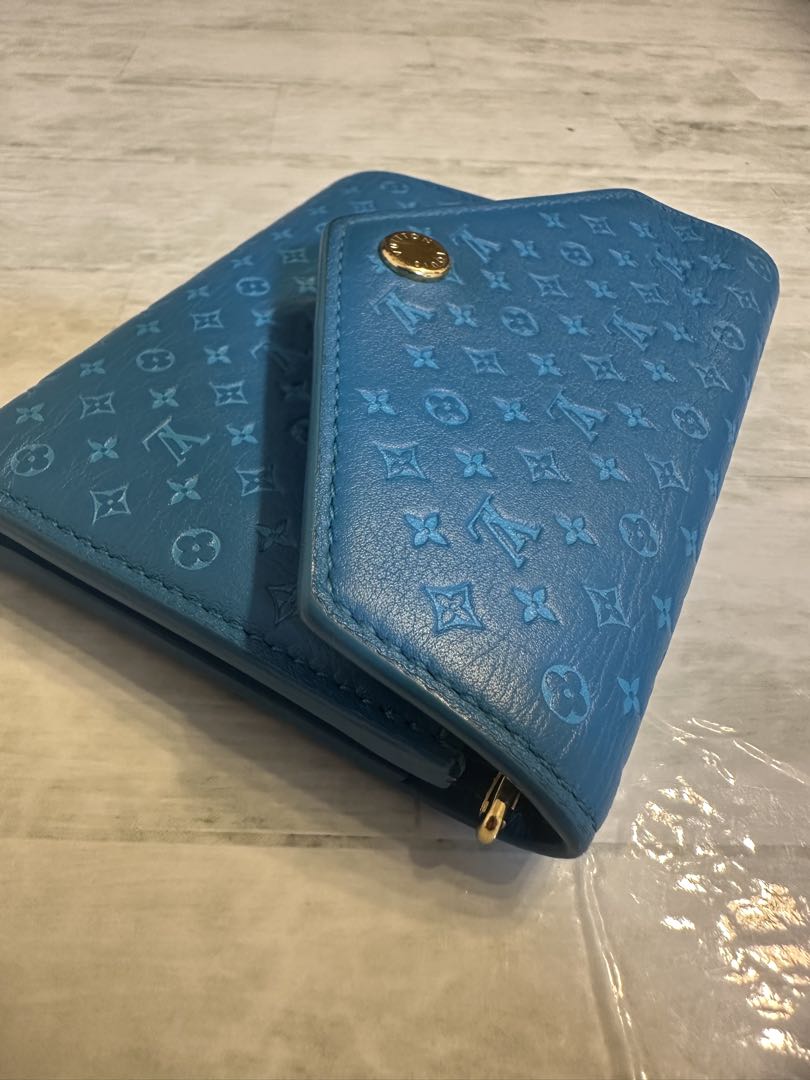 ルイヴィトンレディースポルトフォイユヴィクトリーヌナノグラム