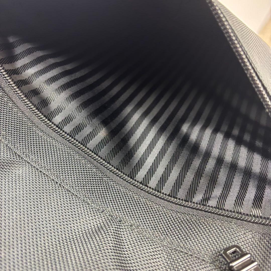 TUMI キャリーケース 2279D3 2輪 機内持ち込み 黒　トゥミ