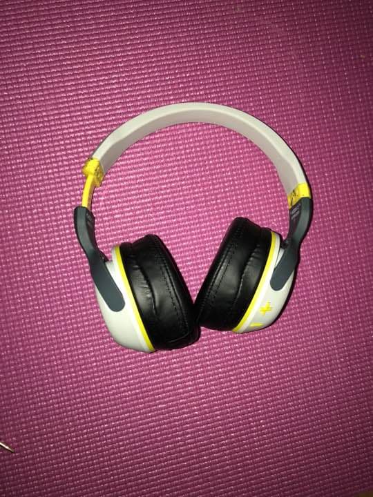 ヘッドホン Skullcandy HESH2 WIRELESS