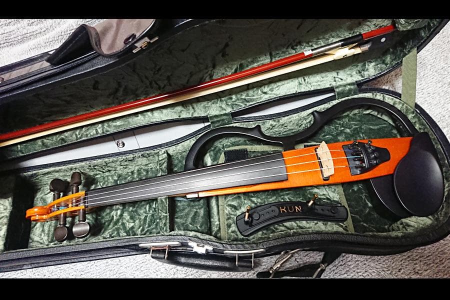 美品 ヤマハ サイレントバイオリン SV-100 弓 セット yamaha