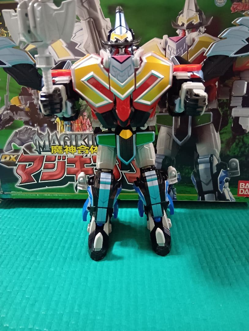 希少2005年 魔法戦隊マジレンジャー DX魔神合体 マジキング