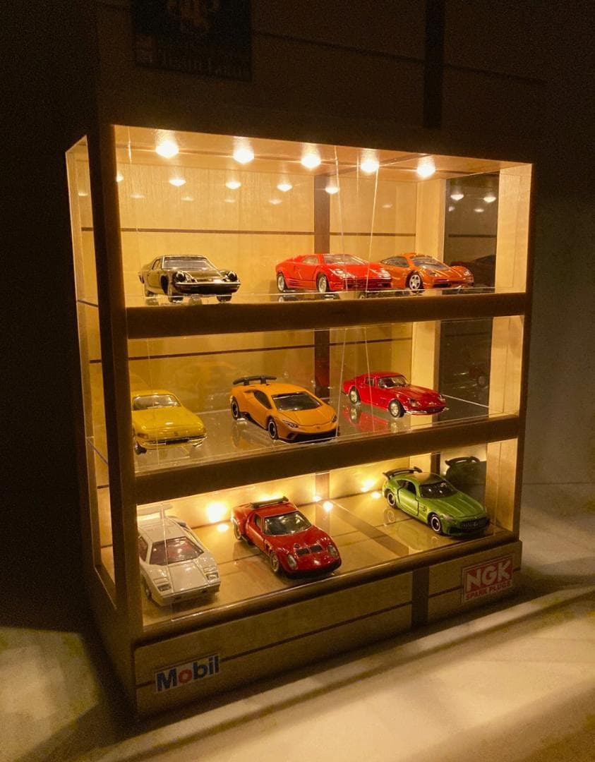 ほどとび・ウォールナット基調・3層式ディスプレーBOX/ ネオジオラマ