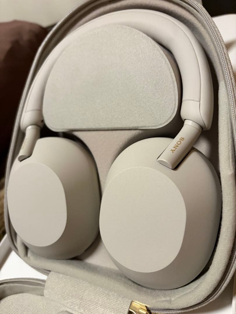 SONY ワイヤレスヘッドホン WH-1000XM5 シルバー
