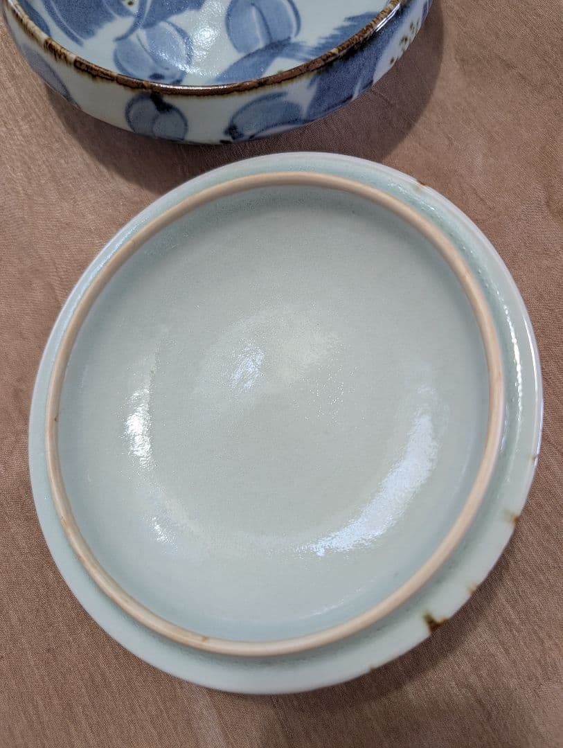斎山窯　蓋物