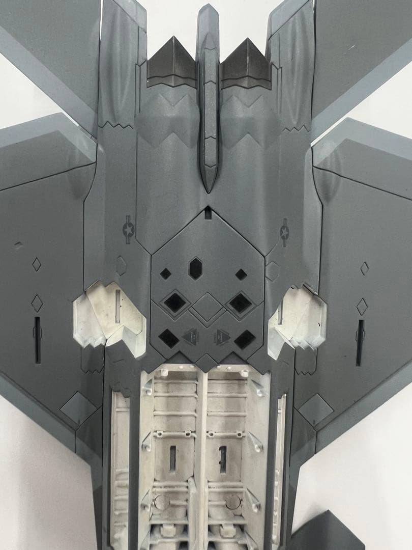 ホビーマスター　F-22 ラプター 美品