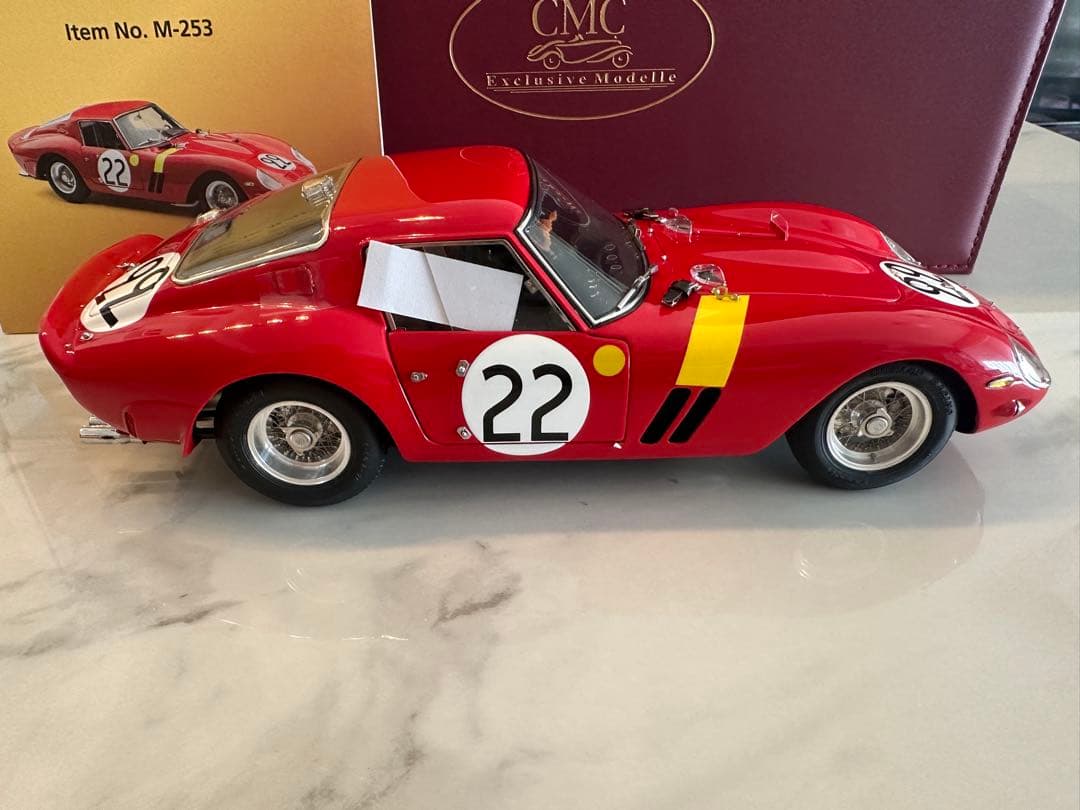 CMC 1/18 フェラーリ 250 GTO #22 ルマン24H 1962