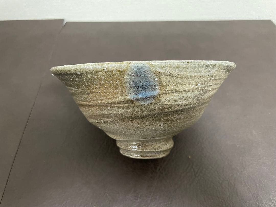 安食ひろ　塩釉刷毛目盌　共箱　栞　茶碗　茶道具