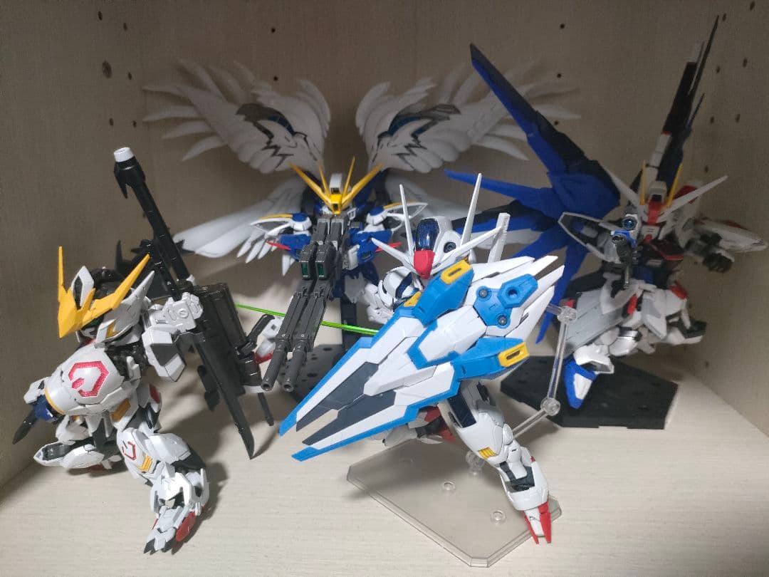 MGSD フリーダム　ウィング　バルバトス　エアリアル　プラモデル　組立済み