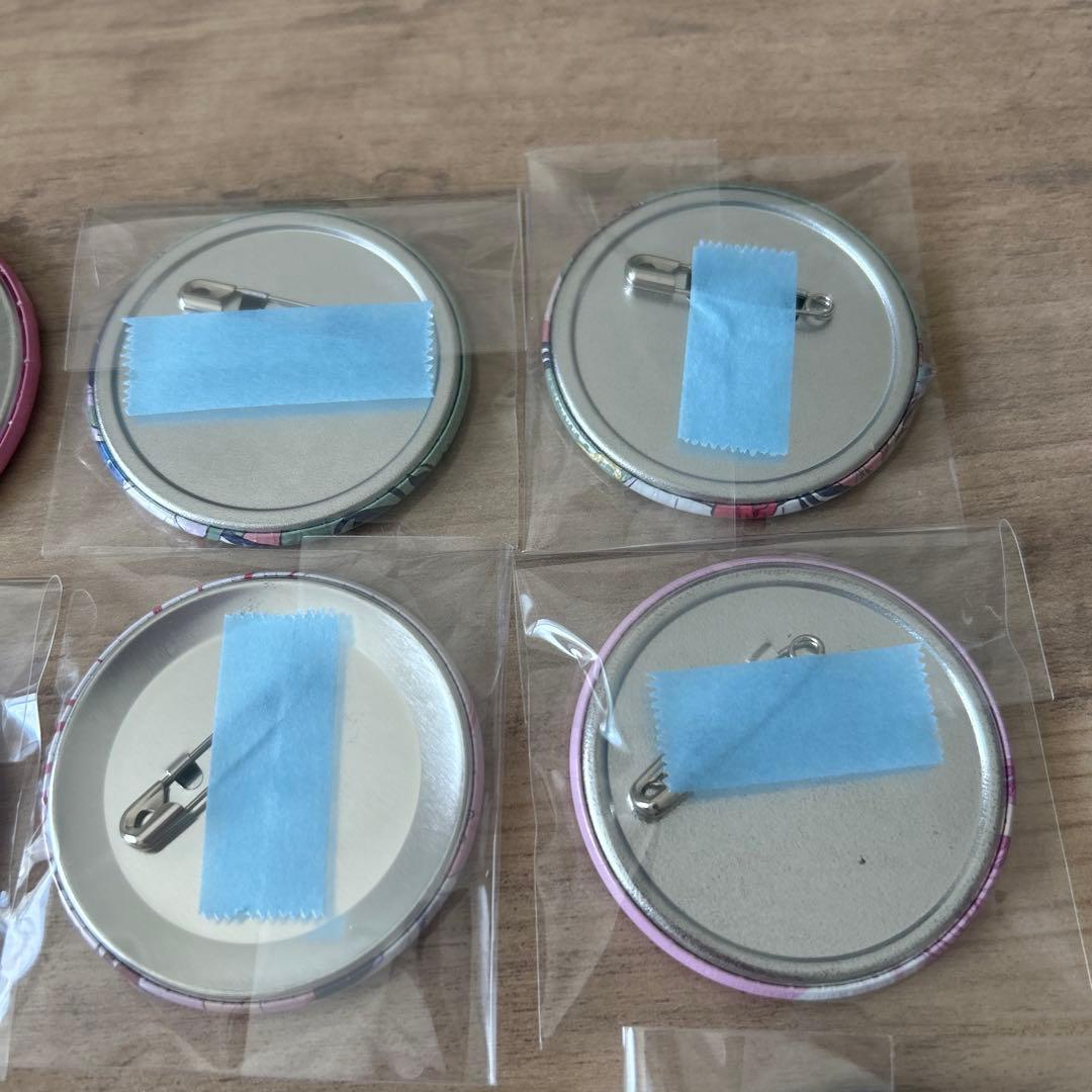 南夢芽　 宝多六花　缶バッジ　セット　グリッドマンワールド　限定 ガーリー　制服