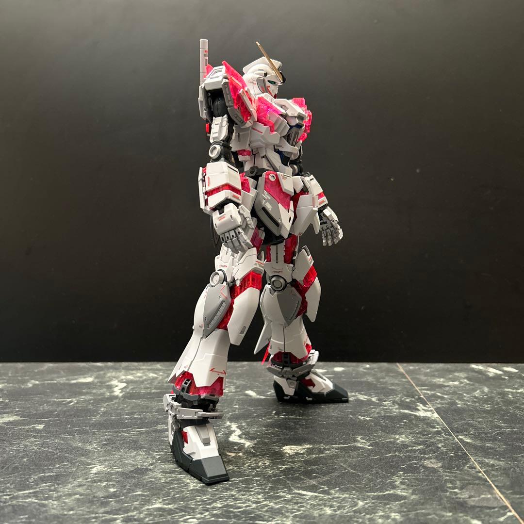 ガンプラ完成品MGナラティブガンダムver.ka プラモデル完成品