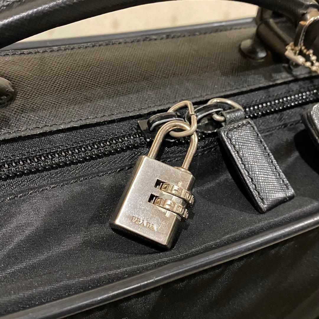 PRADA ビジネスバッグ 三角ロゴ ナイロン×サフィアーノレザー