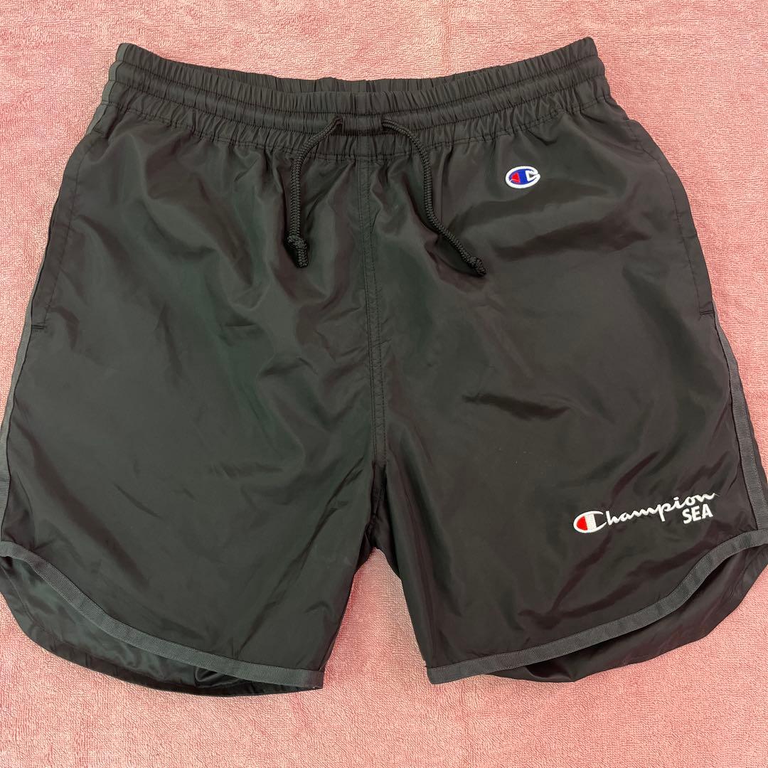 中古　黒　M WIND AND SEA × Champion SHORTS