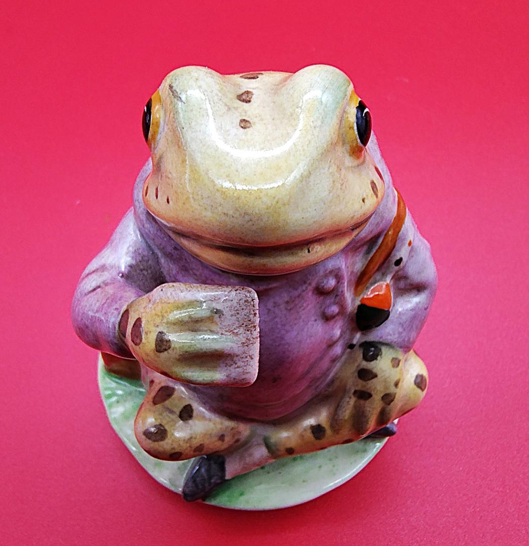【BP2 ゴールドオーバル】BESWICK フィギュア かえる ピーターラビット