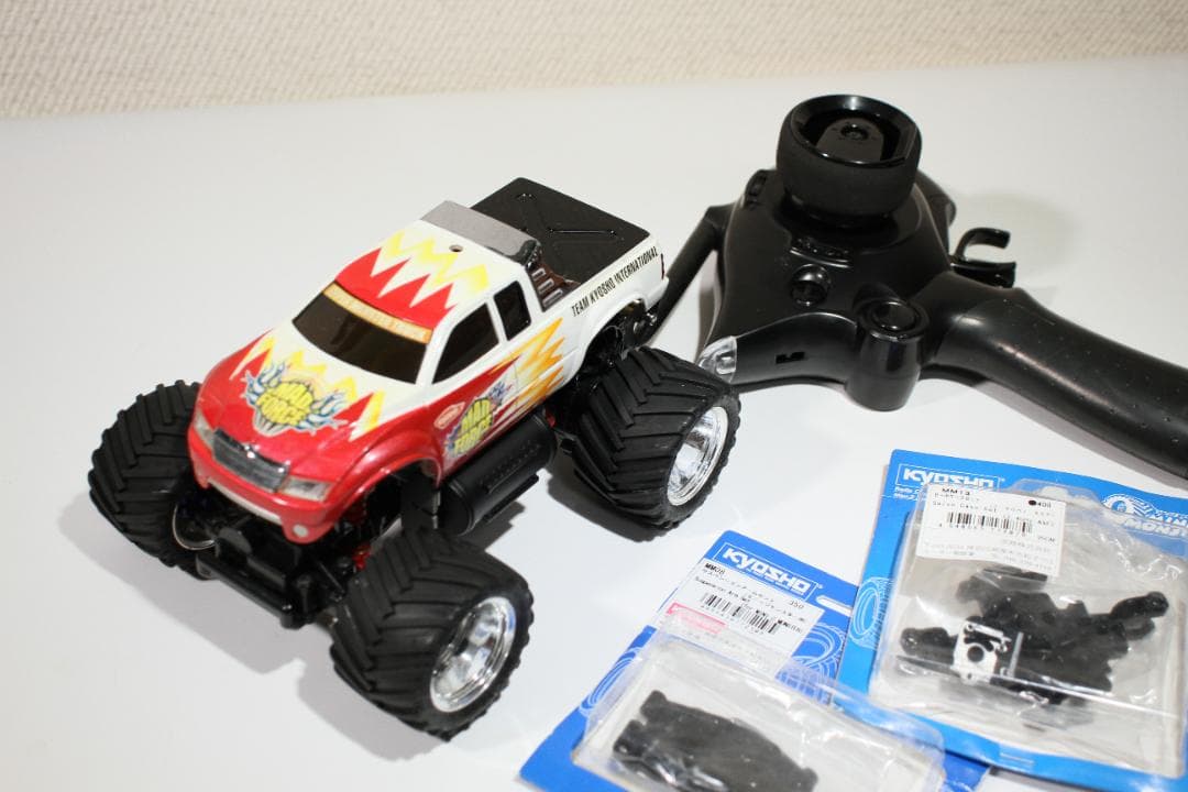 京商ミニッツモンスターASF2.4GHz基板フルセットKT-18付き