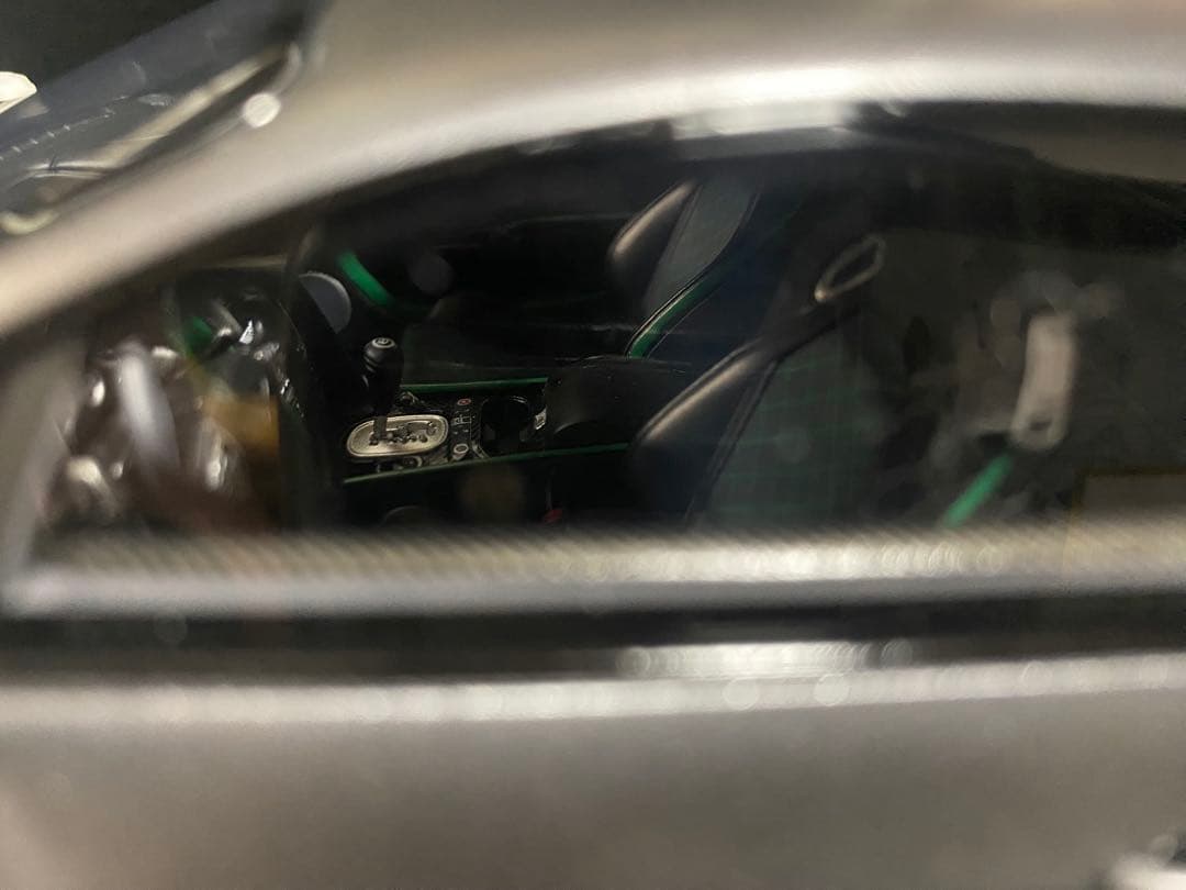 限定品　ベントレーコンチネンタルGT3-Rマットグレー1/18 品質管理カード付