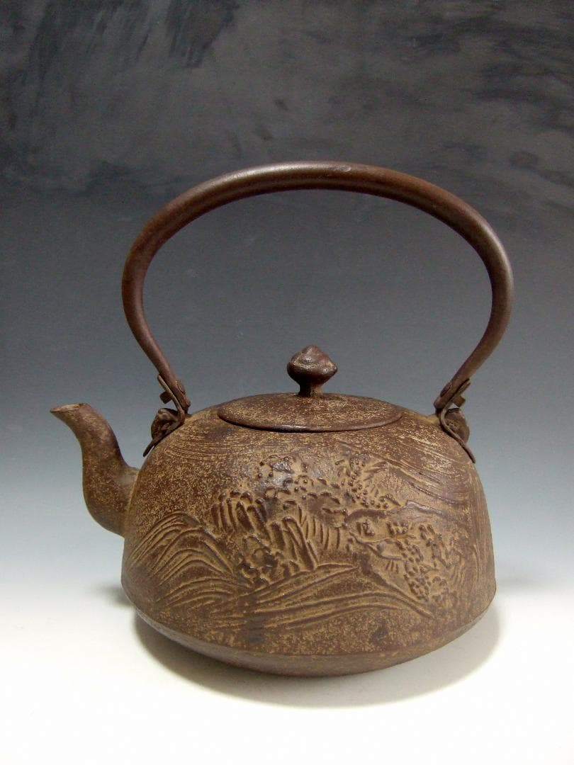 南部 宝鉄堂 雲龍紋 鬼面鐶付 鉄瓶