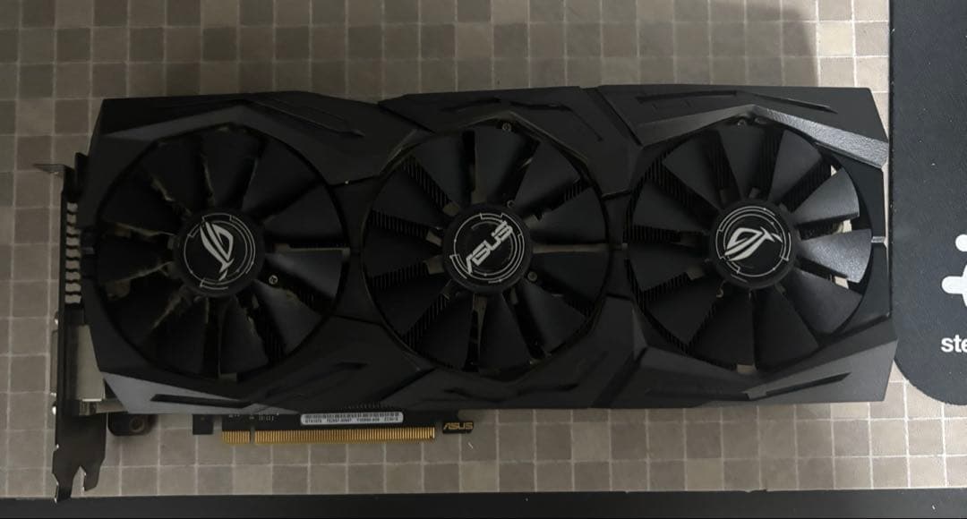 Asus製 gtx1070 8gb