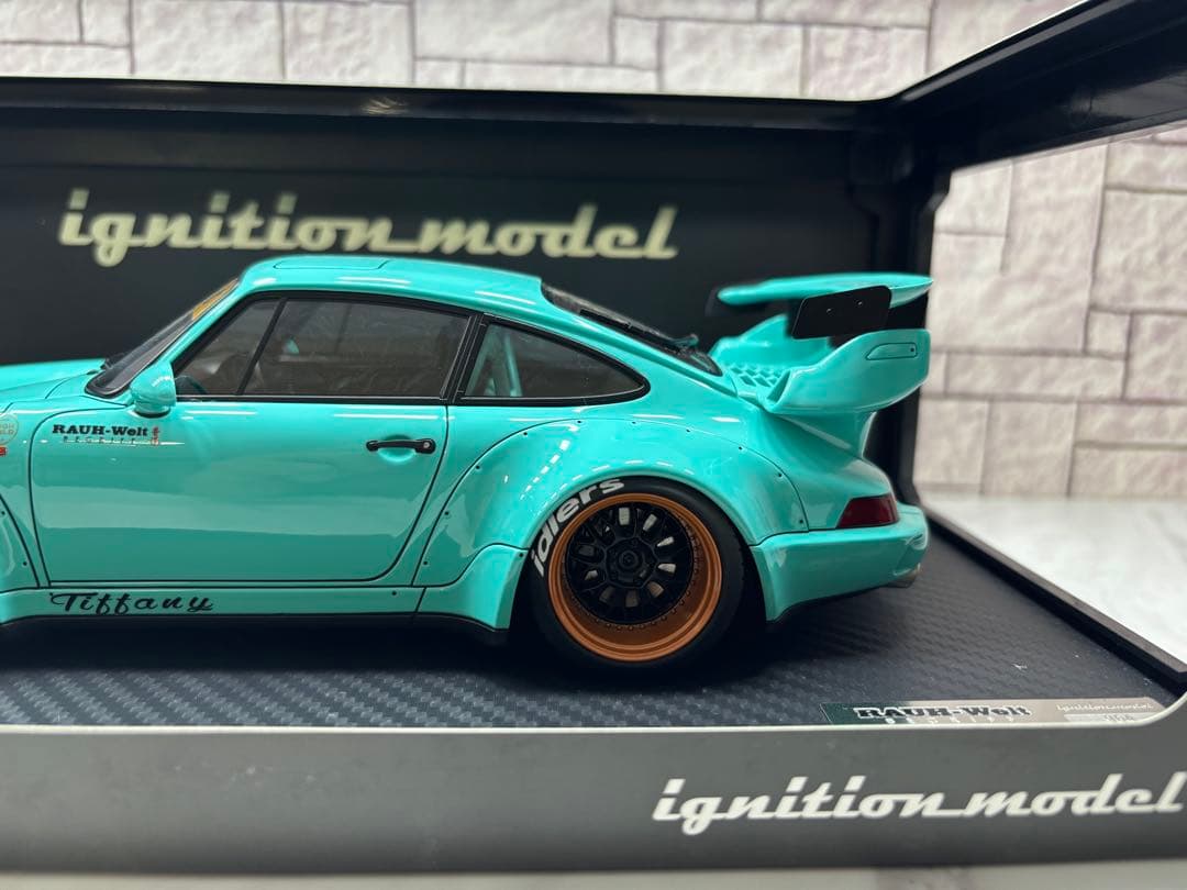 1／18ミニカー イグニッションモデル　ポルシェRWB964ライトブルー【新品】