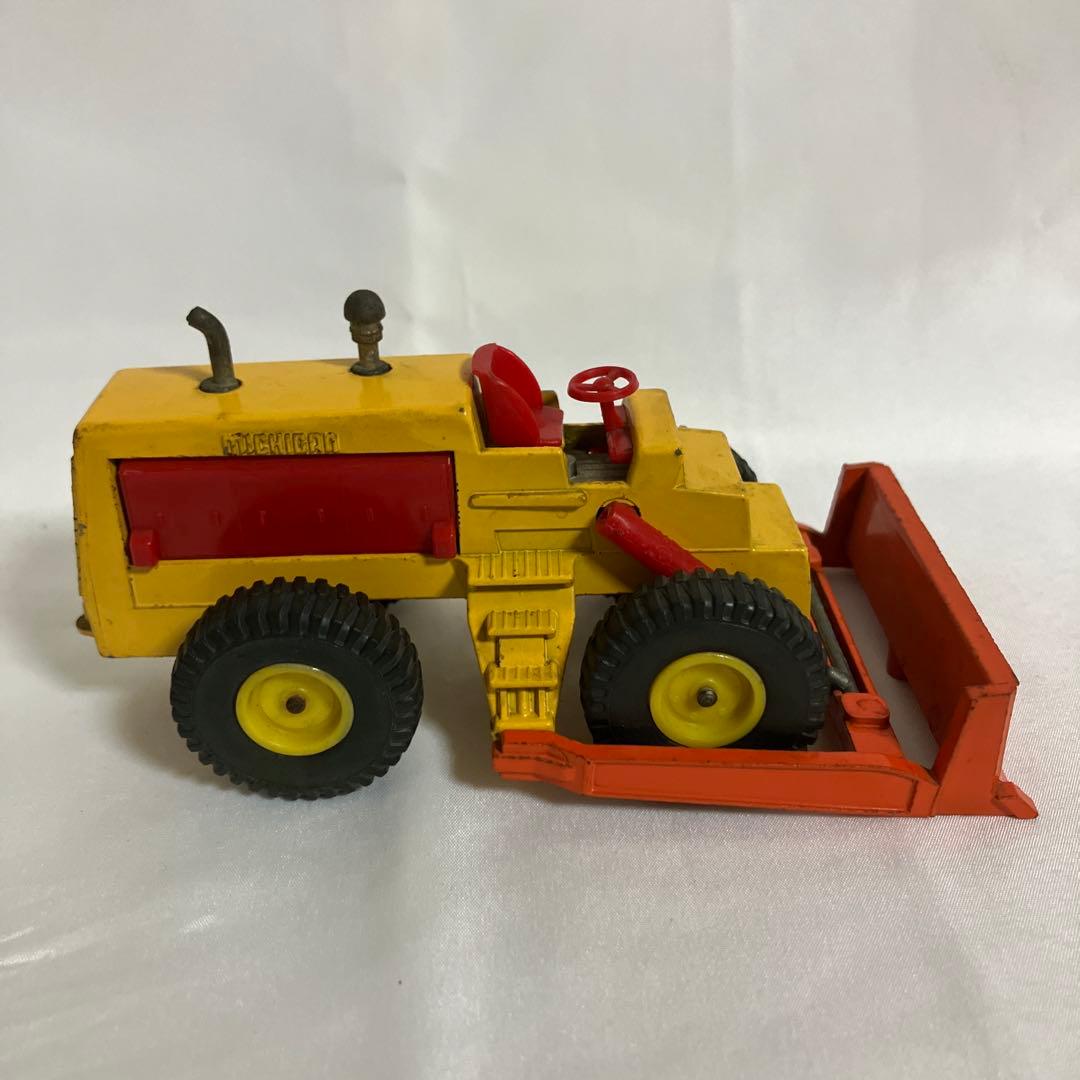 ミニカー PLANIER TRACTOR MICHIGAN SIKU
