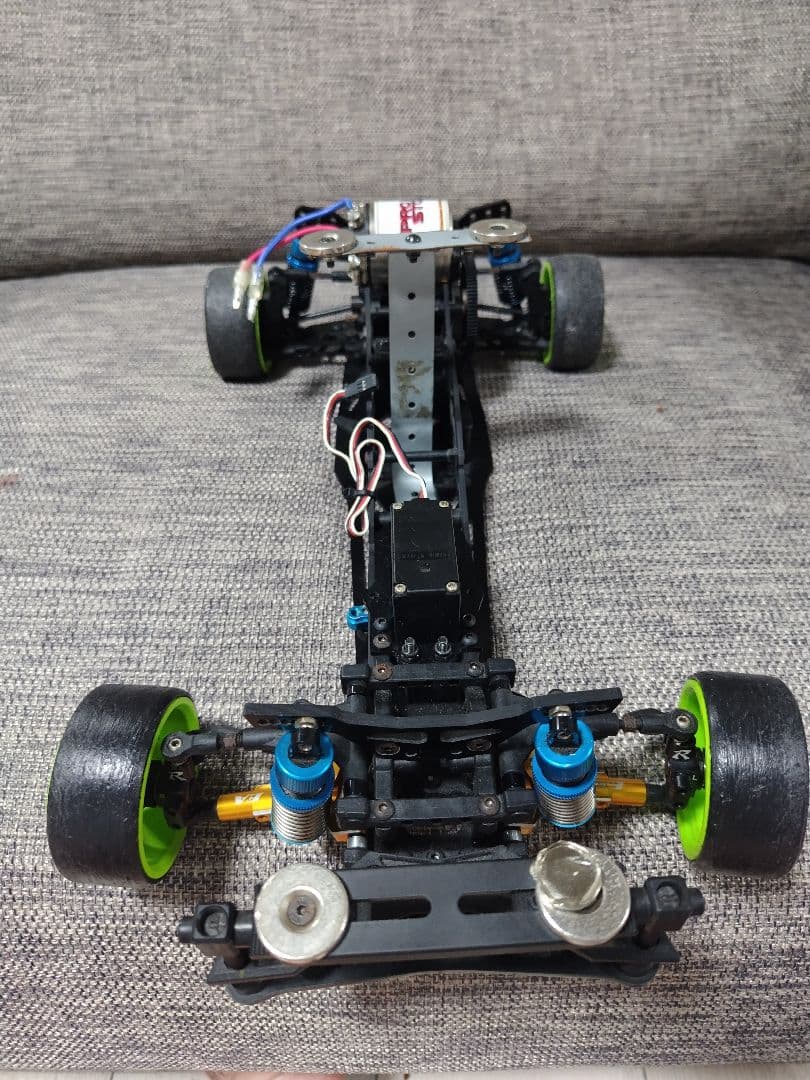 SakuraD5　MR RRシャーシ　２台セット　RaveDナックル欠品あり