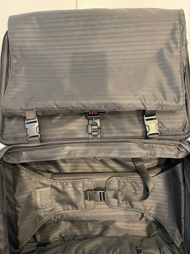 (訳あり)TUMI 22018DH キャリーケース　ガーメントケース付