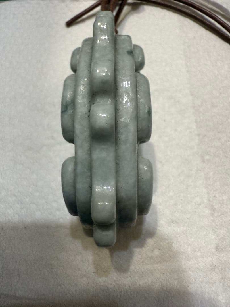 糸魚川翡翠‼️獣形勾玉‼️ 購入時10万円以上‼️これ以上の値引きはいたしません‼️