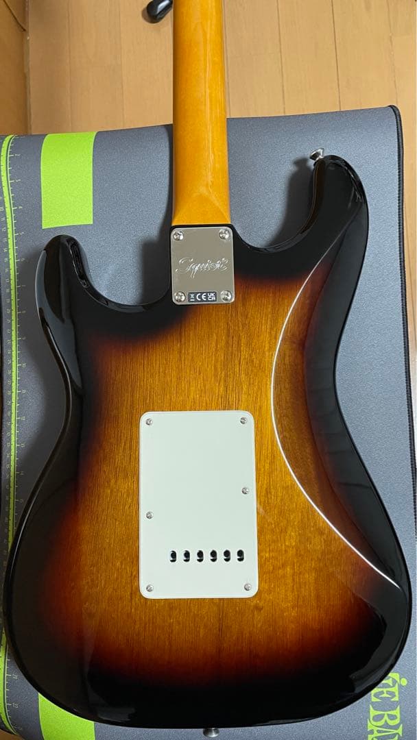 ギター Squier classic vibe 60s stratocaster