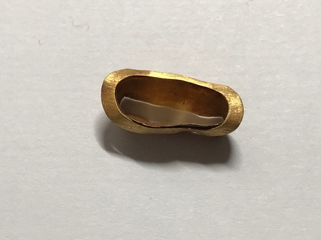 戦国時代　黄金製品　落城した城跡から出土した刀の部品