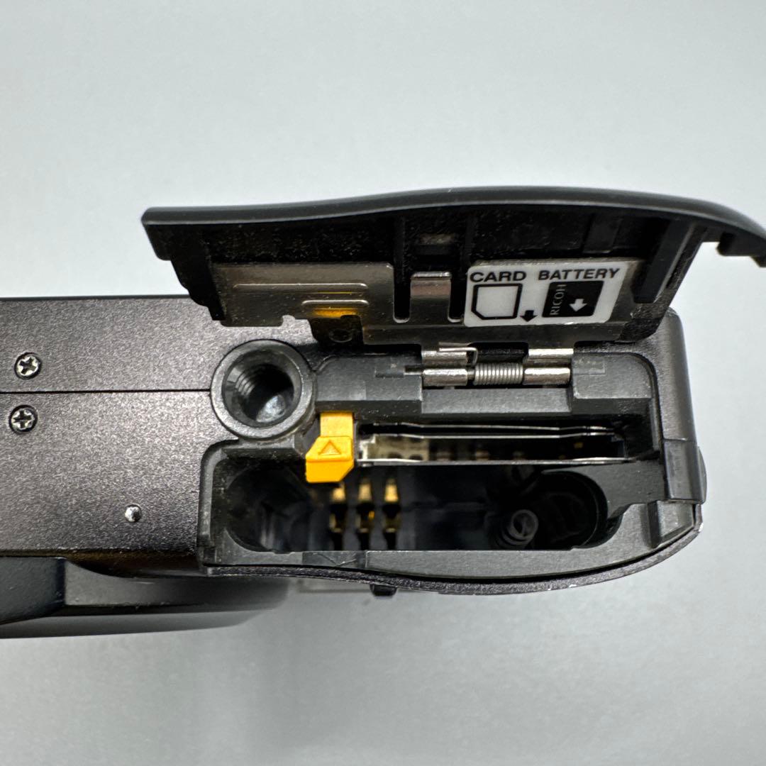 B204 RICOH CX4 コンパクト デジタル カメラ デジカメ コンデジ