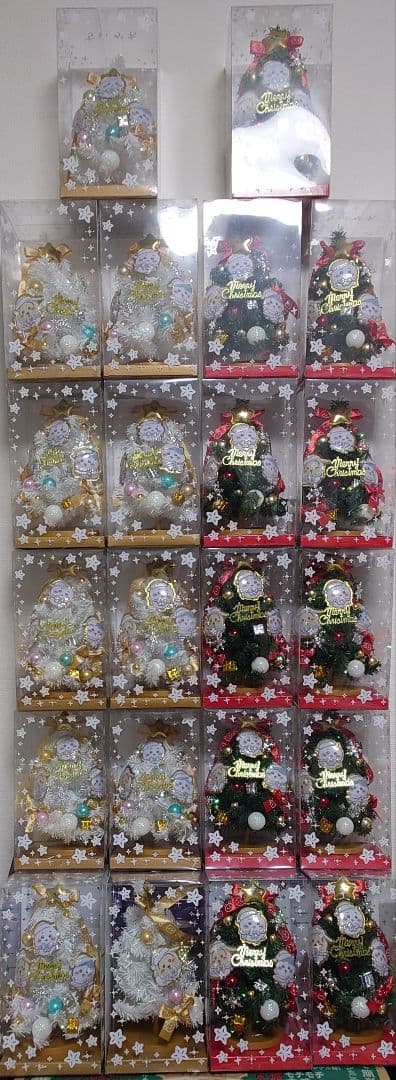 ちいかわ　クリスマスツリー　全２種　11セット　計22点　まとめ売り