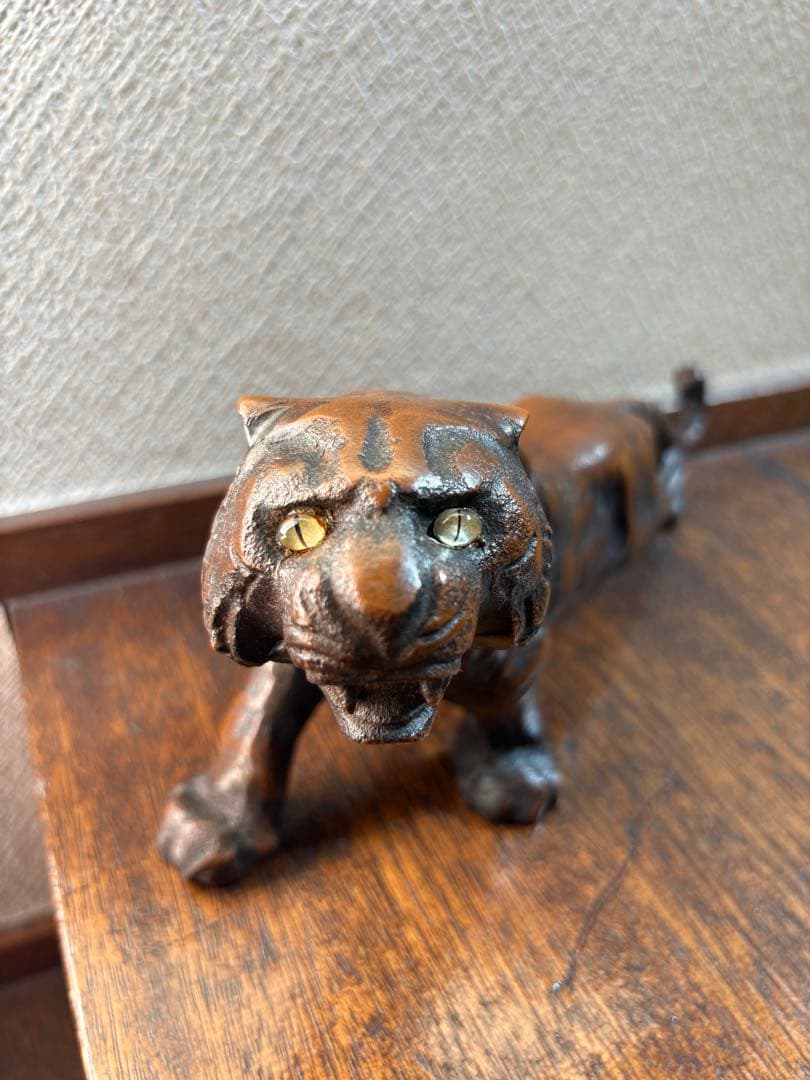 動物　置物
