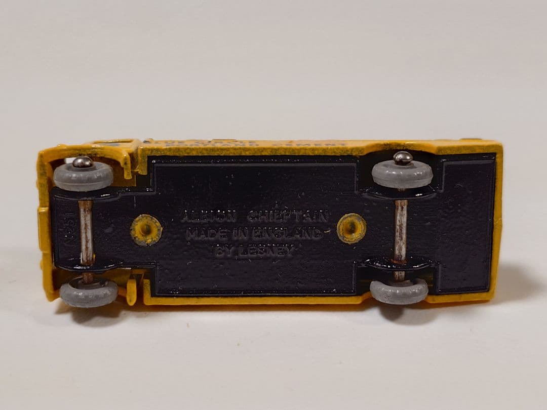 MATCHBOX No.51 Albion Chieftain。