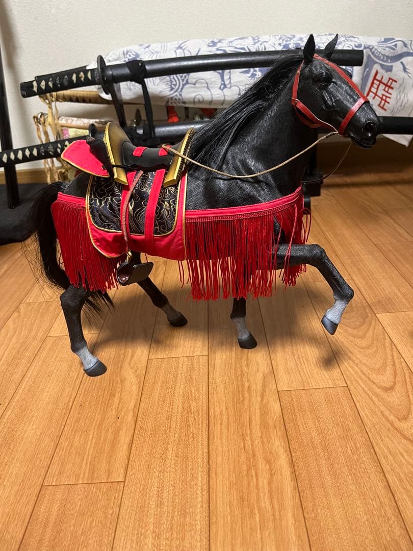 フリンジ付き馬フィギュア　縁起物