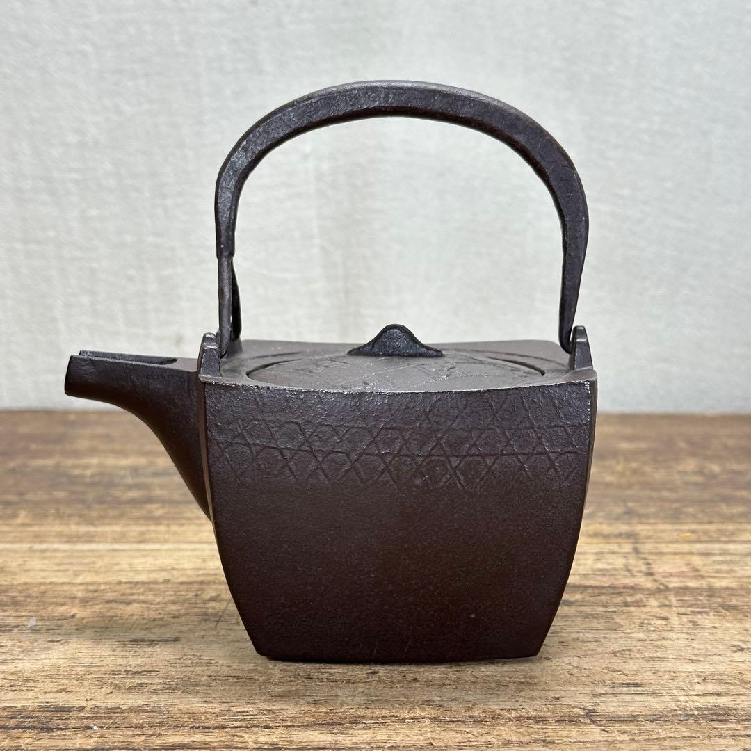 a724 送料込 遠州公好 檜垣地紋 四方絢鍋 金襴手蓋 御釜師 浄清造 共箱