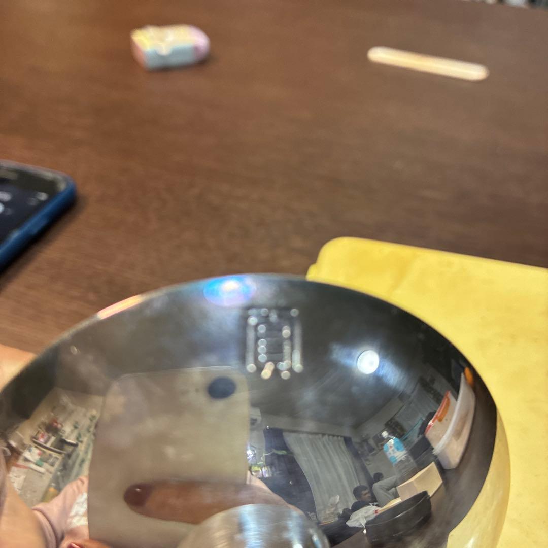 銀製の小皿 葉と花の模様 木箱付き