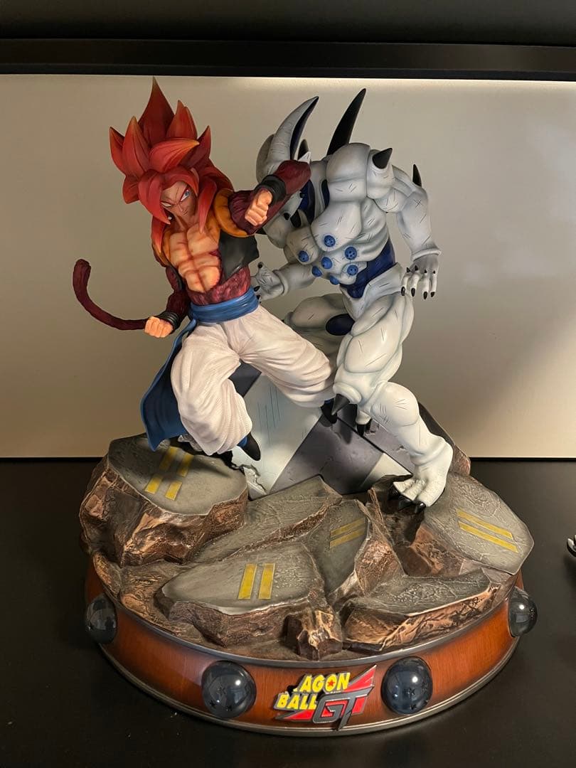 ドラゴンボール ガレージキット ゴジータ4VS超一星龍