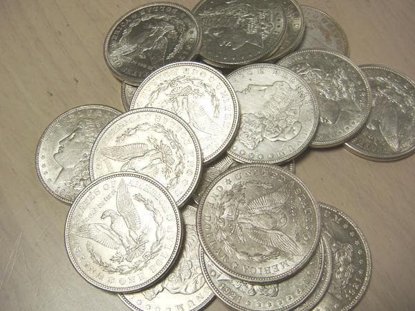 ★1枚の価格★ アメリカ モルガンダラー 銀貨 1921年 本物　1ドル