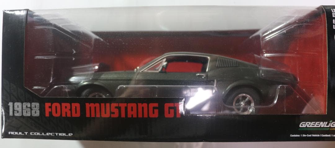 フォード　ムスタングＧＴ　１／１８（映画ブリットのマックィーン使用車と同型です）