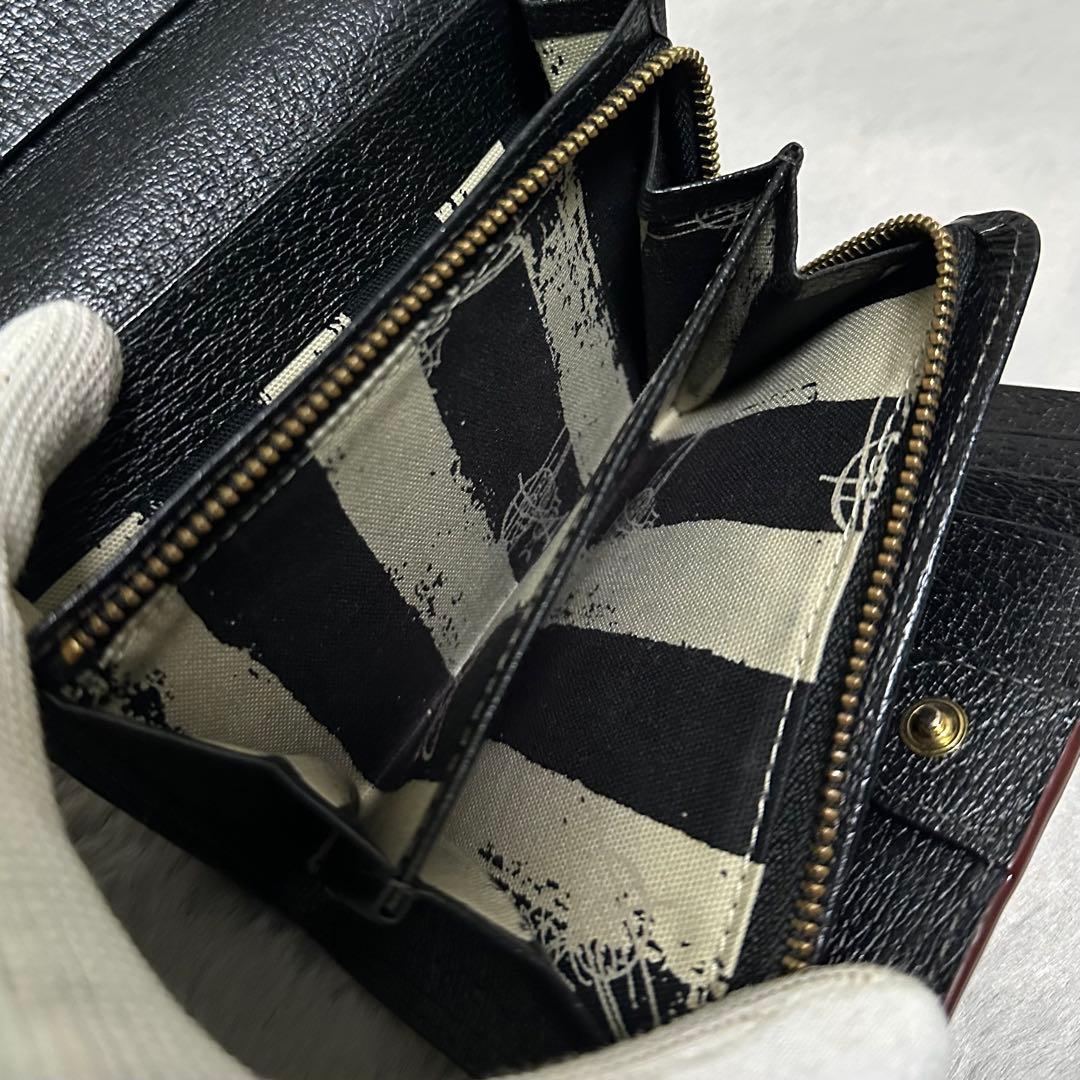 Vivienne westwood オーブロゴ　折り財布　ラウンドファスナー