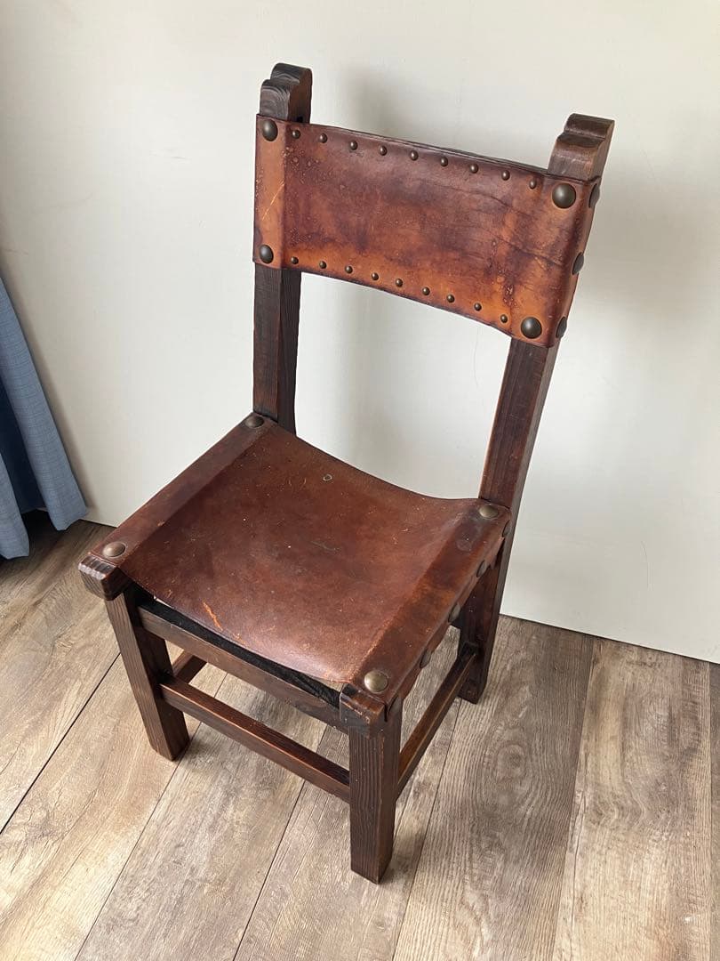 アンティーク　レザーチェア　本革張り　鋲打