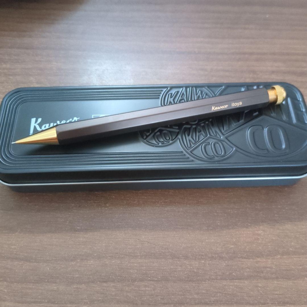 筆記具 maru